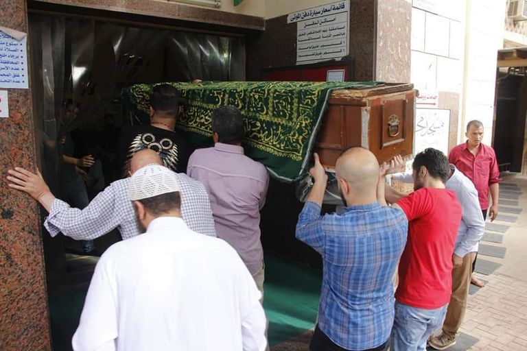 تشييع جنازة الفنان محمد نجم من مسجد مصطفى محمود