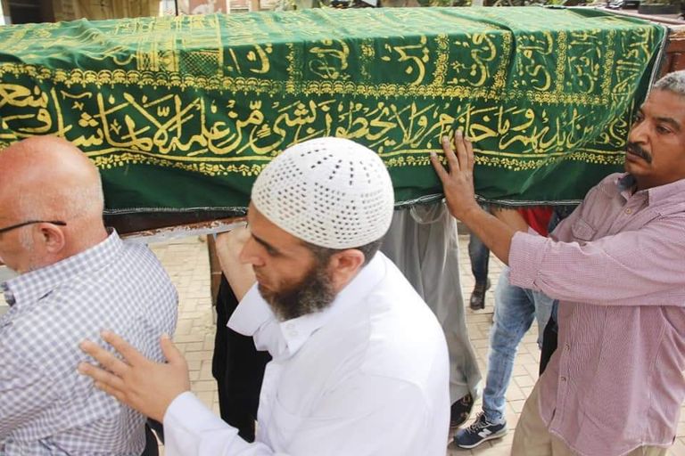 تشييع جنازة الفنان محمد نجم من مسجد مصطفى محمود