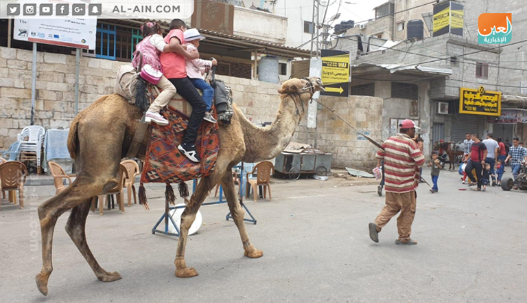 عيد الفطر.. فرصة موسمية للعاطلين عن العمل بغزة
