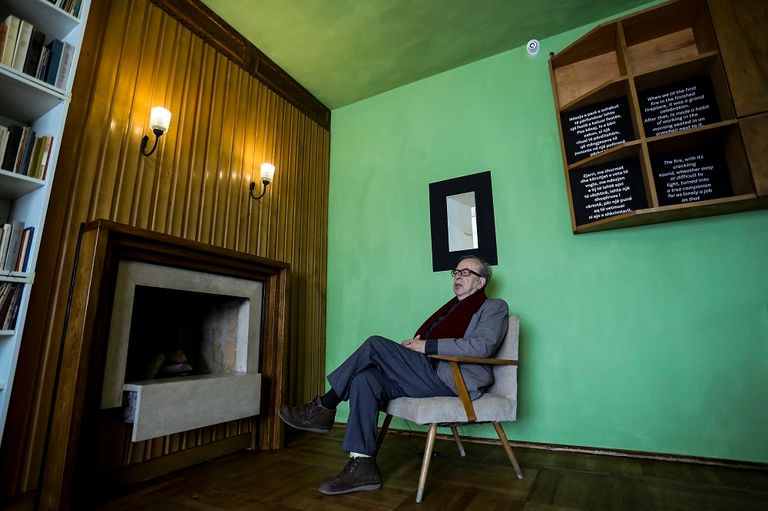 الروائي الألباني إسماعيل قادري