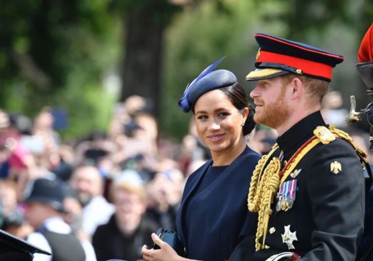 ميجان ماركل تحضر عرضا عسكريا كأول حدث ملكي منذ الولادة 
