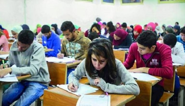 امتحانات الثانوية العامة بمصر تعقد لـ669,749 طالباً وطالبة - أرشيفية