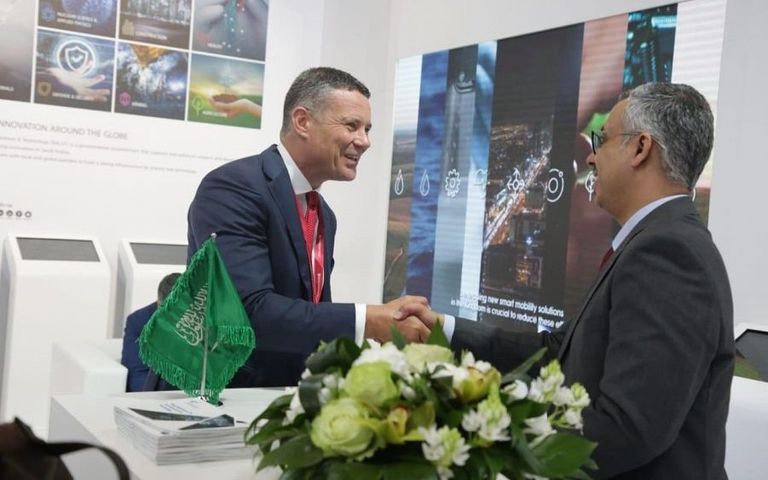 جناح مدينة الملك عبدالعزيز للعلوم والتقنية في منتدى سانت بطرسبرج