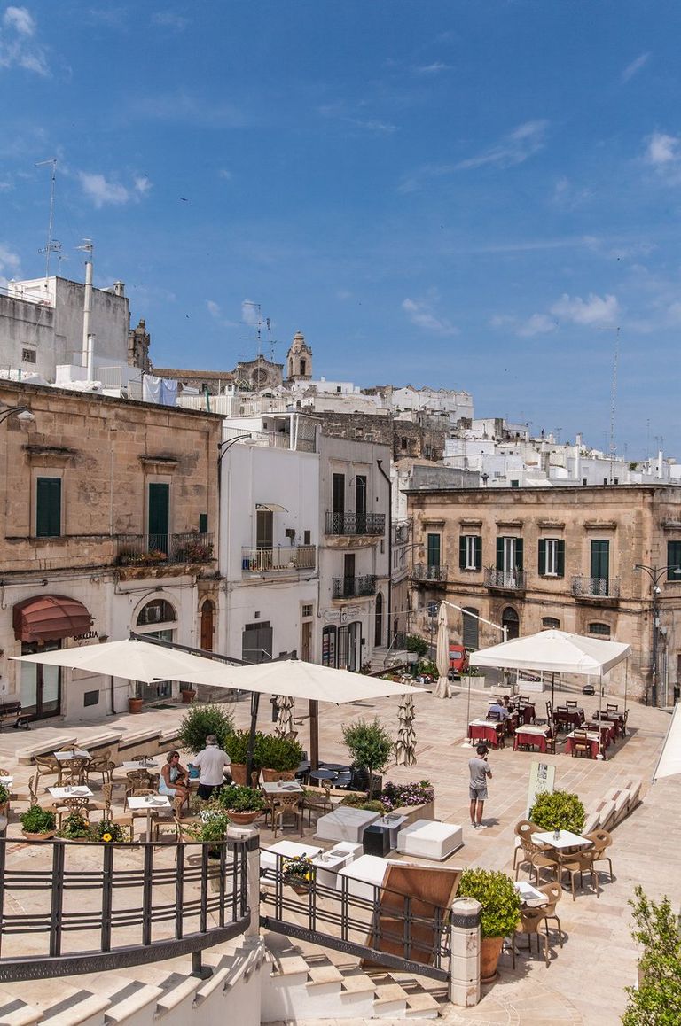 أوستوني.. مدينة بوليا البيضاء