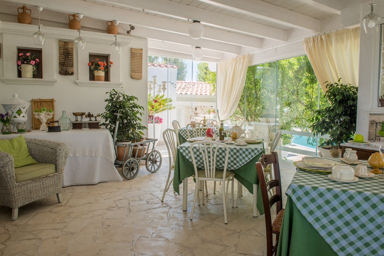 أوستوني.. مدينة بوليا البيضاء