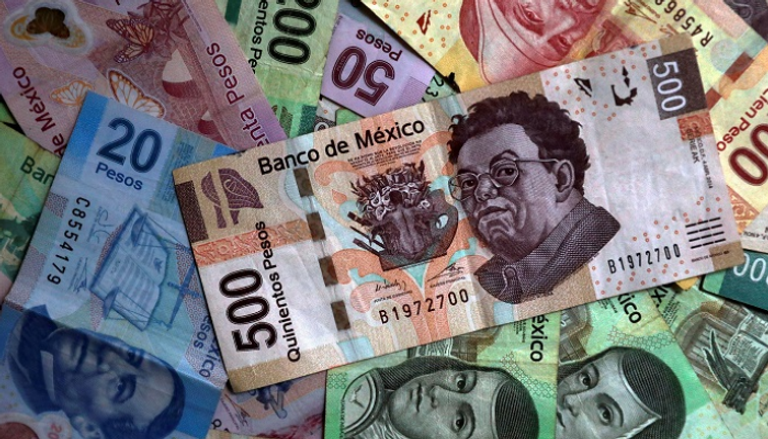 البيزو المكسيكي يرتفع أكثر من 2%