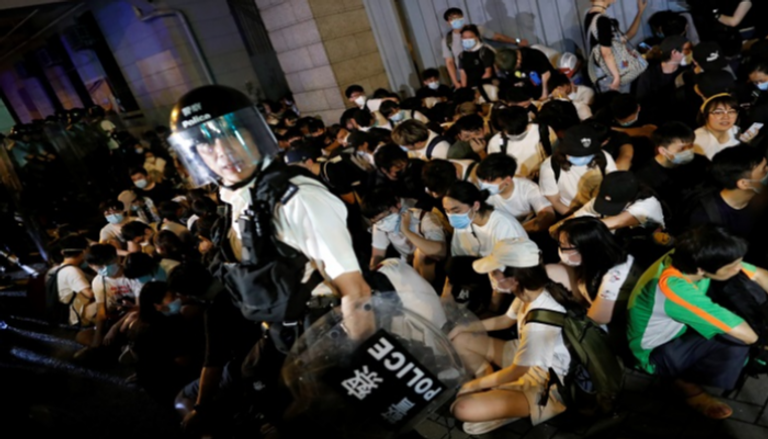 مظاهرات هونج كونج ضد مشروع القانون - رويترز