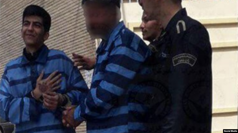 علي رضا شير داخل سجن طهران الكبير