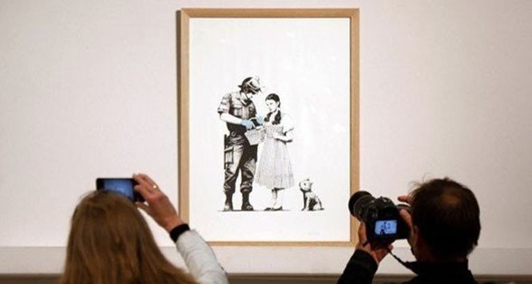 شعار بينالي القاهرة الـ13