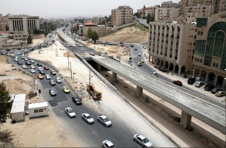 الأردن يبدأ تنفيذ مشروع"الباص السريع"