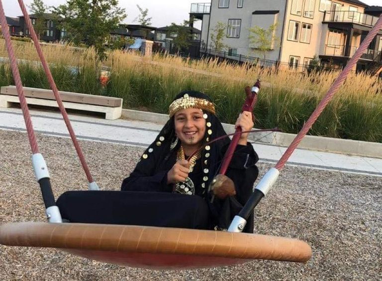 طفلة تروج للسياحة المصرية في كندا