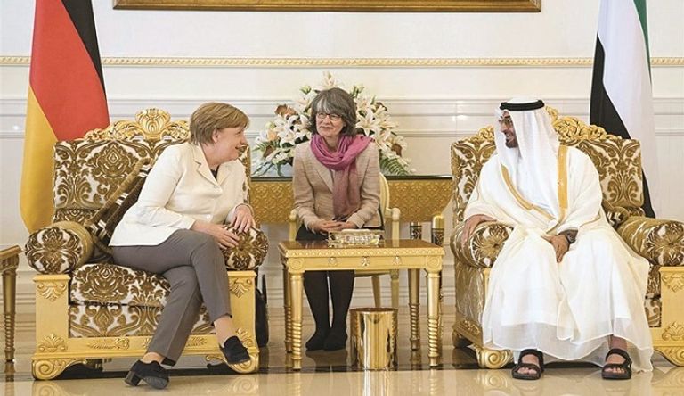 لقاء سابق للشيخ محمد بن زايد آل نهيان وأنجيلا ميركل