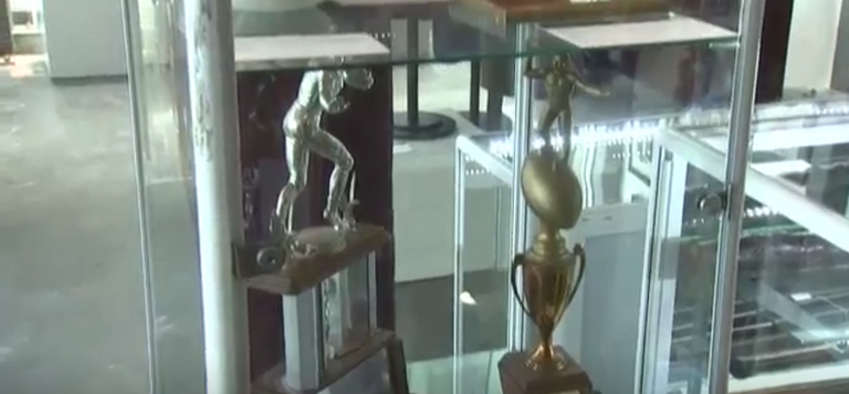 طرح معظم مقتنيات الممثل الراحل بيرت رينولدز الشخصية في مزاد