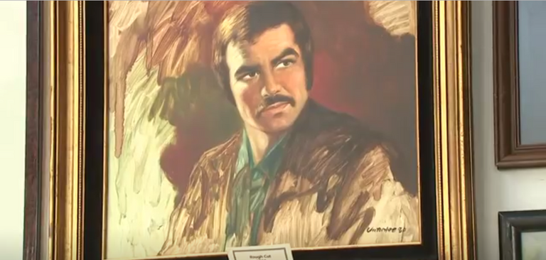 طرح معظم مقتنيات الممثل الراحل بيرت رينولدز الشخصية في مزاد