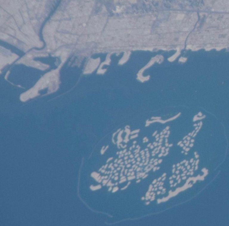 نخلة جميرا كما التقطها أحد رواد المحطة الدولية