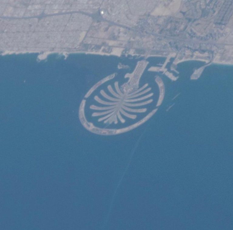 نخلة جميرا كما التقطها أحد رواد المحطة الدولية