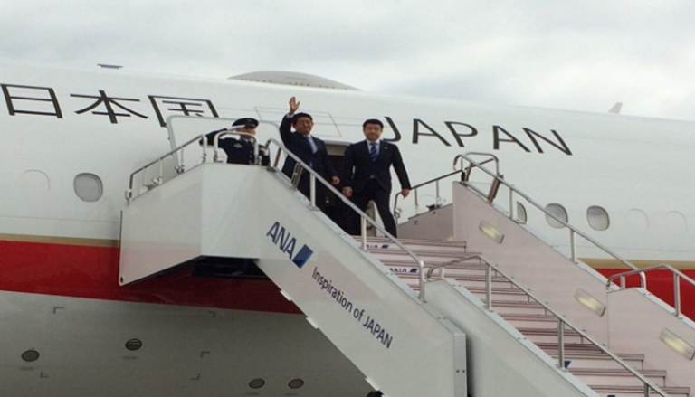 رئيس وزراء اليابان يبدأ زيارة إلى إيران
