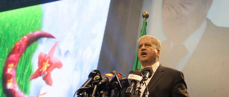 عبد المالك سلال رئيس الوزراء الجزائري الأسبق - أرشيفية عبد المالك سلال رئيس الوزراء الجزائري الأسبق - أرشيفية