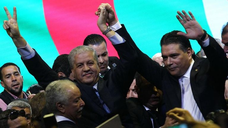 عبد المالك سلال رئيس الوزراء الجزائري الأسبق - أرشيفية عبد المالك سلال رئيس الوزراء الجزائري الأسبق - أرشيفية