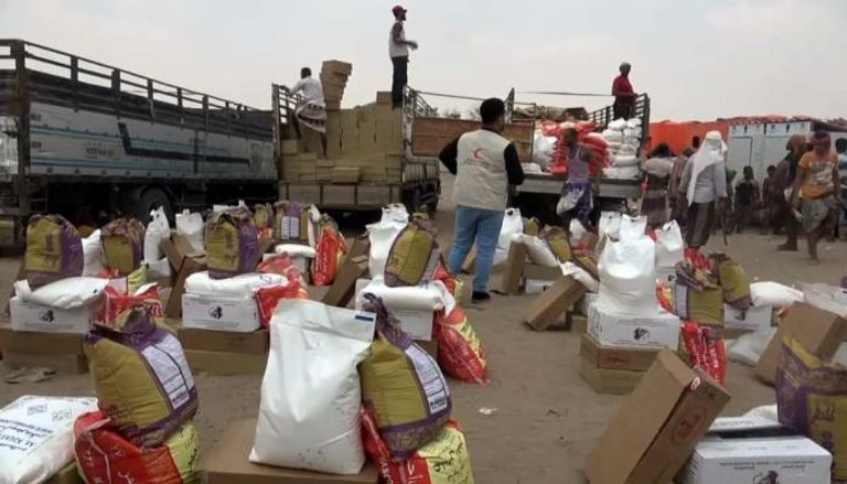 الإمارات تقدم حملة مساعدات عاجلة لمتضرري السيول في اليمن 