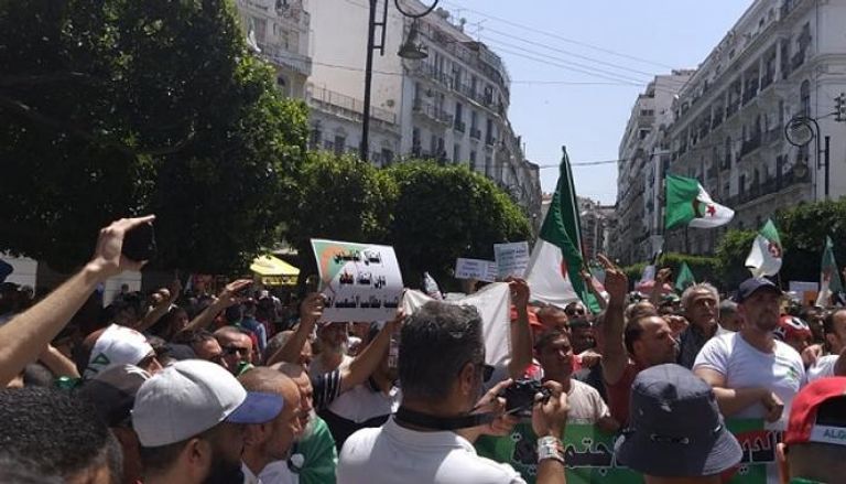مظاهرات الجمعة الـ17 في الجزائر