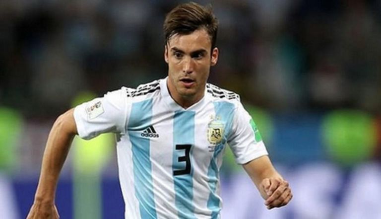 ليونيل ميسي قائد الأرجنتين