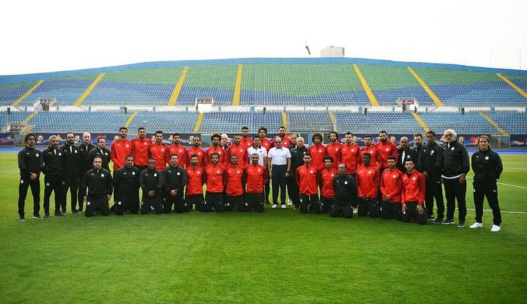زيارة الرئيس عبد الفتاح السيسي لتدريبات منتخب مصر الرئيس عبدالفتاح السيسي