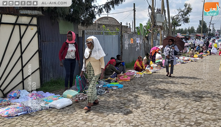 أسواق شعبية تحيط بالكنائس الإثيوبية