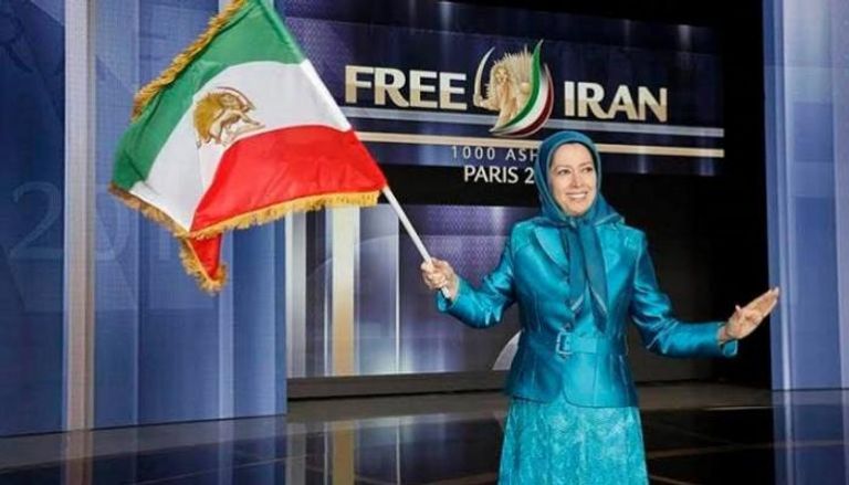 مريم رجوي زعيمة المعارضة الإيرانية بالخارج