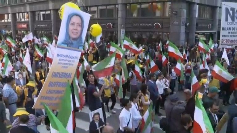 جانب من مظاهرات المعارضة الإيرانية في بروكسل ضد نظام طهران