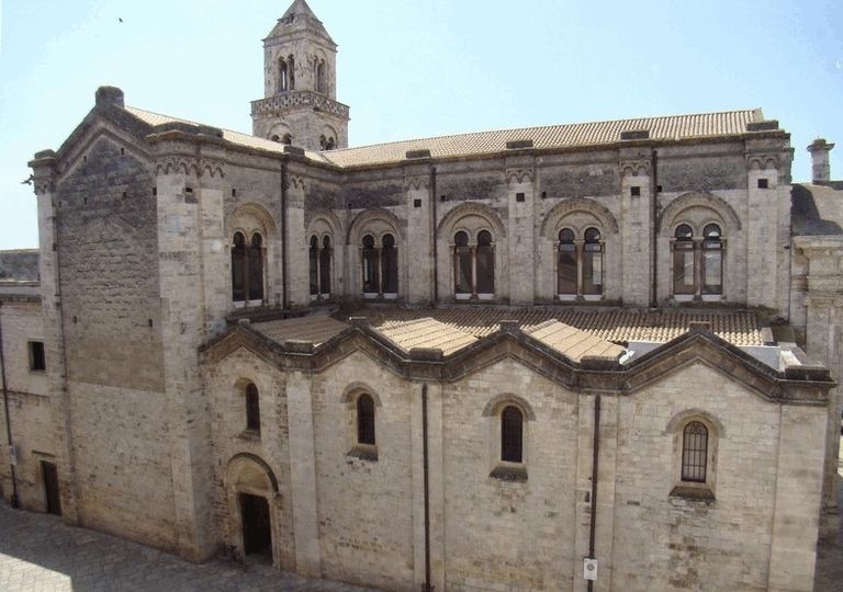 كازاماسيما.. قرية إيطاليا الزرقاء