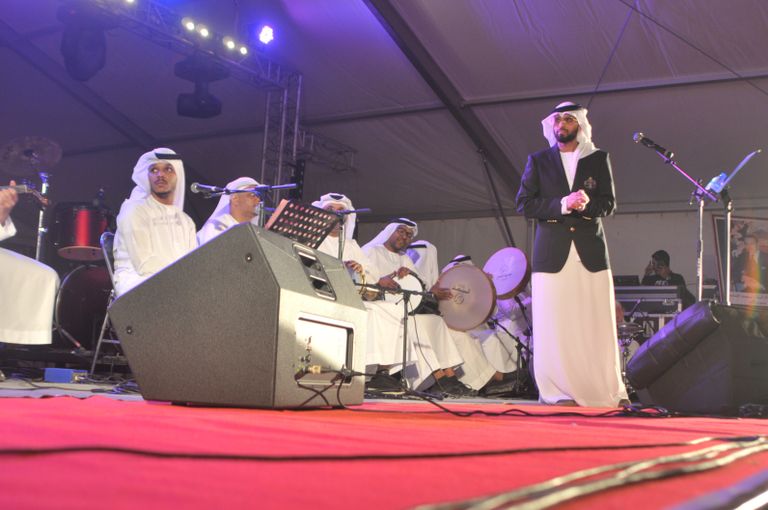 الراية الإماراتية في "موسم طانطان" المغربي