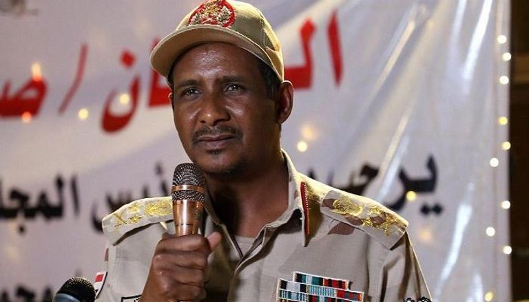 نائب رئيس المجلس العسكري الانتقالي في السودان الفريق أول محمد حمدان دقلو