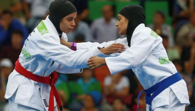 الإماراتية ريم الهاشمي في إحدى المباريات