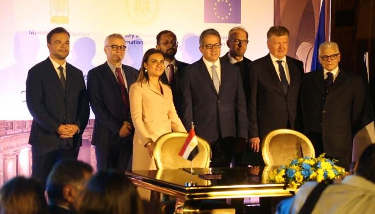 مصر والاتحاد الأوروبي يوقعان مشروع إحياء المتحف المصري