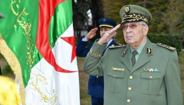  قائد أركان الجيش الجزائري قايد صالح