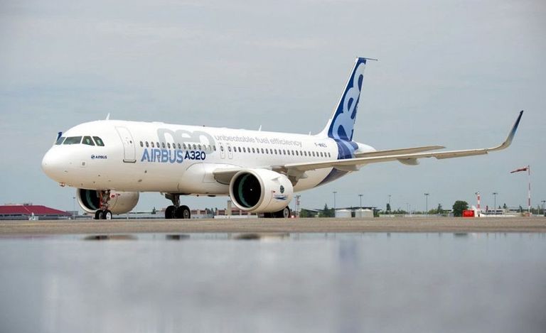 جانب من توقيع الاتفاقية 