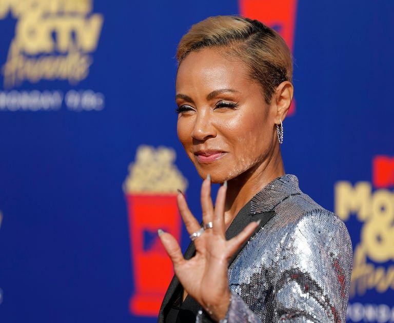 منح "ذا روك" جائزة الجيل خلال حفل جوائز "إم تي في" الأمريكية