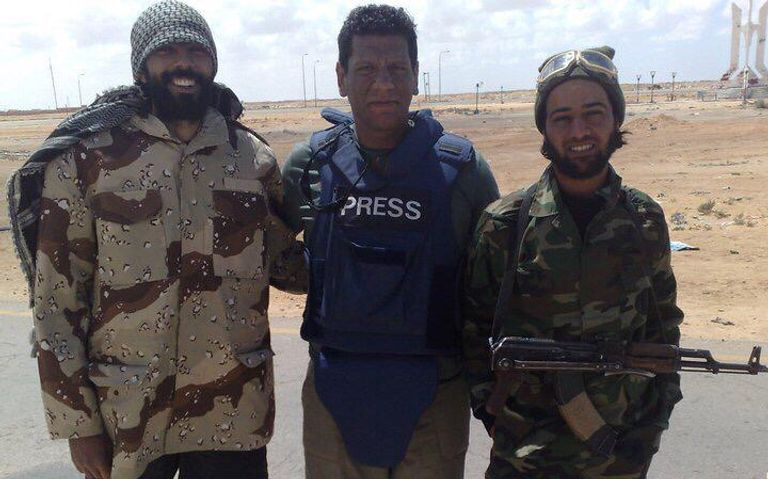 محمد فوزي، المصور الحربي السابق بقناة الجزيرة محمد فوزي المصور الحربي السابق بقناة الجزيرة خلال حديثة لـ