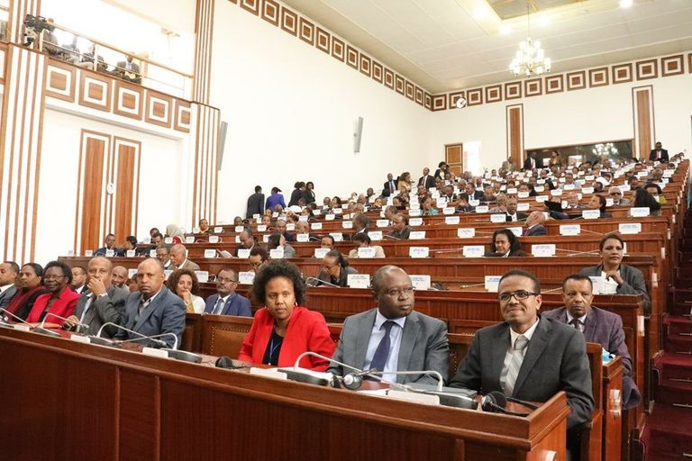 منع التدخين داخل ومحيط البرلمان الإثيوبي