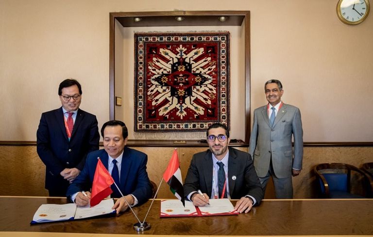 الإمارات توقع مذكرة تفاهم لتنظيم العمالة الوافدة من باكستان