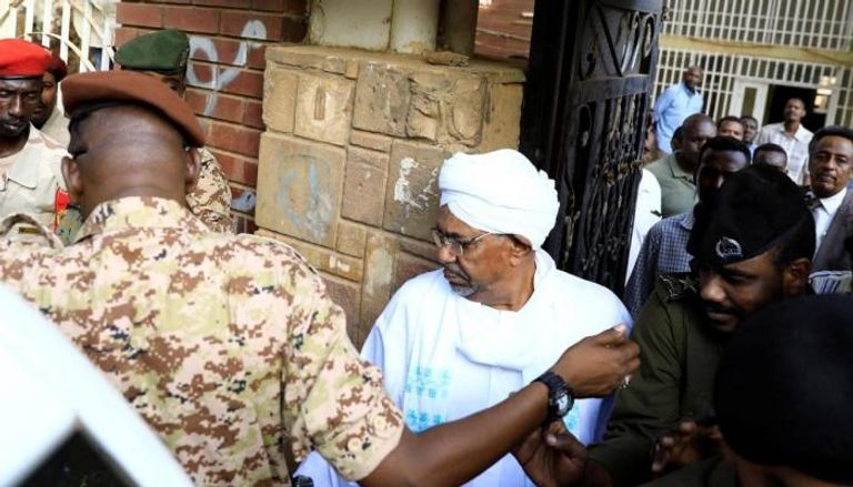 أول ظهور للبشير أمام نيابة مكافحة الفساد السودانية مجلس الأمن الدولي - أرشيفية