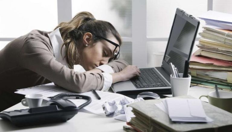 ساعات العمل الطويلة ترفع خطر الإصابة بالسكتة الدماغية - أرشيفية