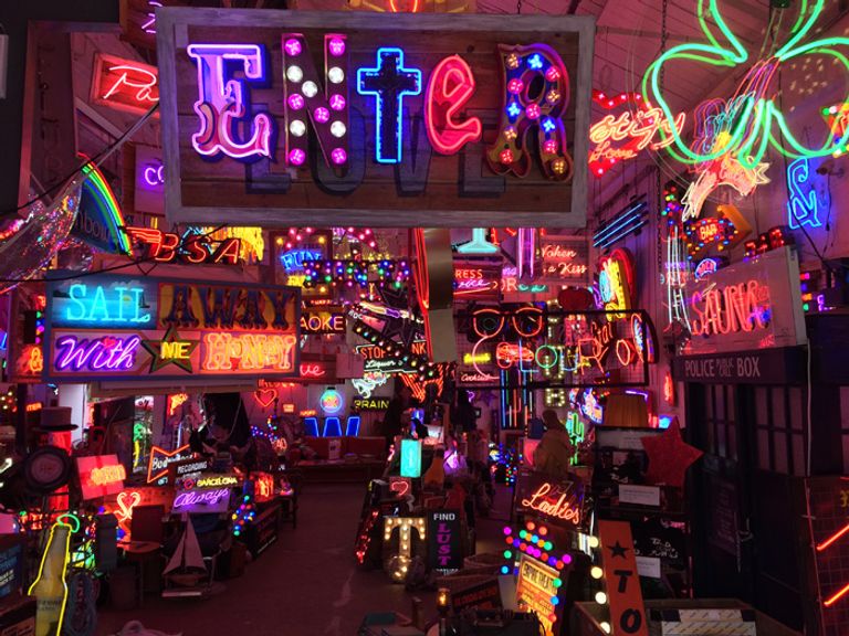 متجر Peggy Porschen لصنع الكعك المحلي