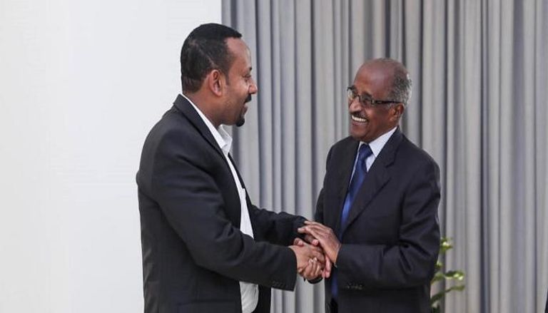 رئيس وزراء إثيوبيا يرحب بوزير الخارجية الإريتري