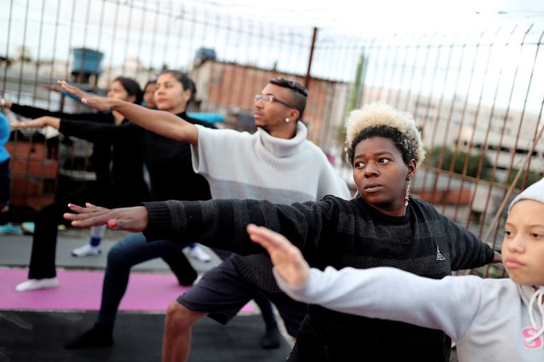 جانب من الاحتفال باليوم العالمي لليوجا في تايلاند