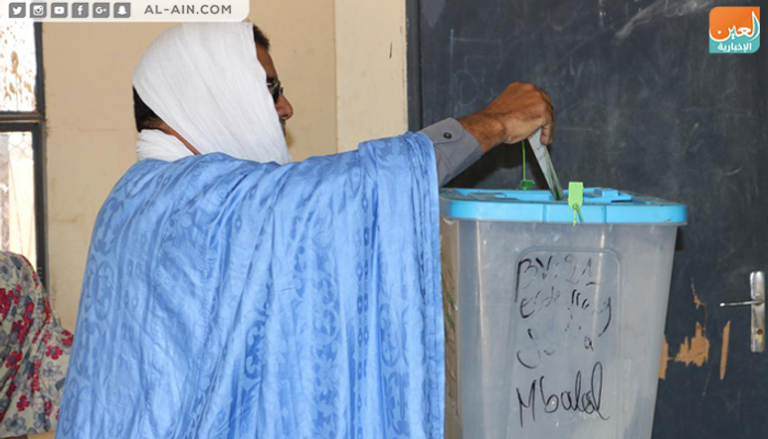 الموريتانيون يدلون بأصواتهم في الانتخابات الرئاسية