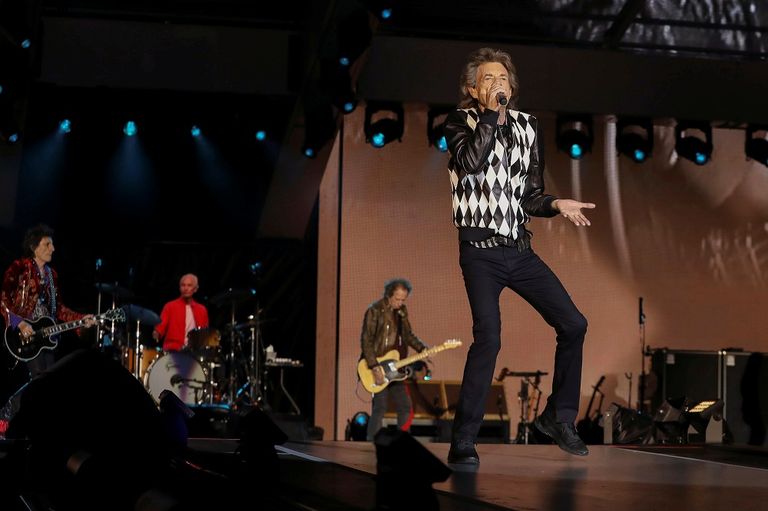 ميك جاجر المغني الرئيسي لفرقة The Rolling Stones