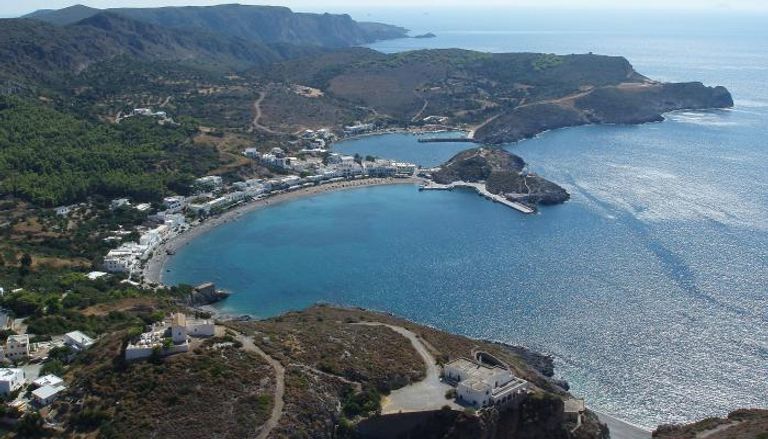 جزيرة أنتيكيثيرا اليونانية