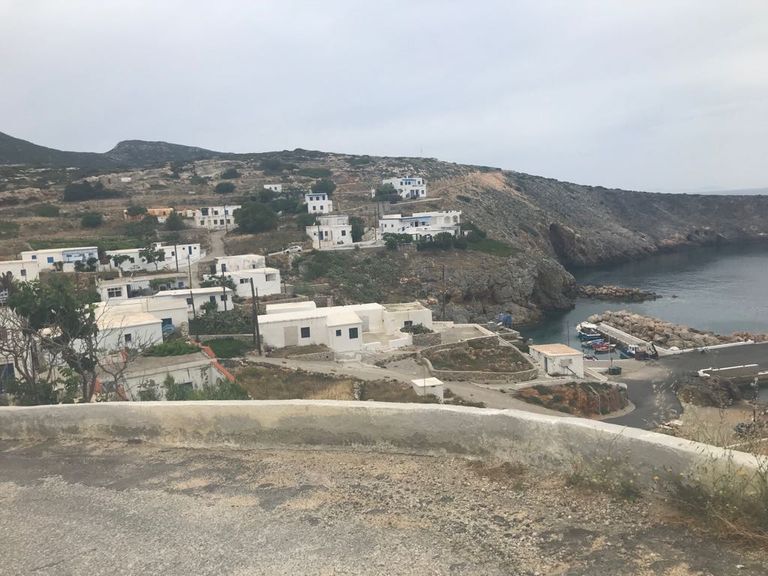 جزيرة أنتيكيثيرا اليونانية